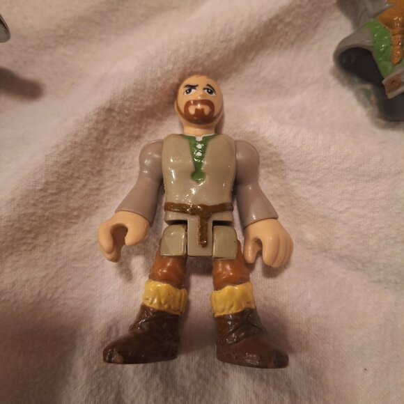 Imaginext Axemin Viking Battle Figure w Helmet Accessories - Picture 7 of 12